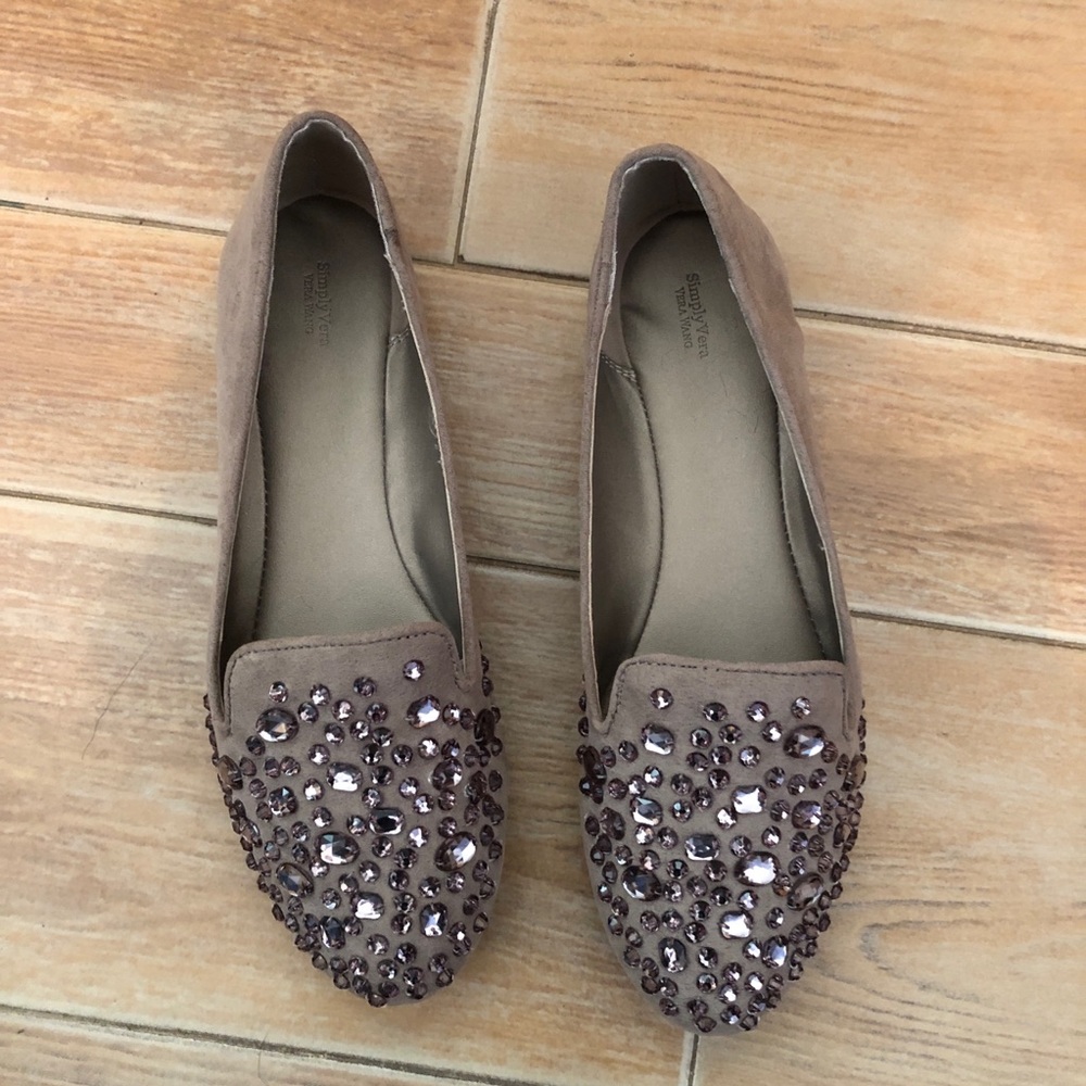SIMPLYVERA VERA WANG taupe flats size 8.5